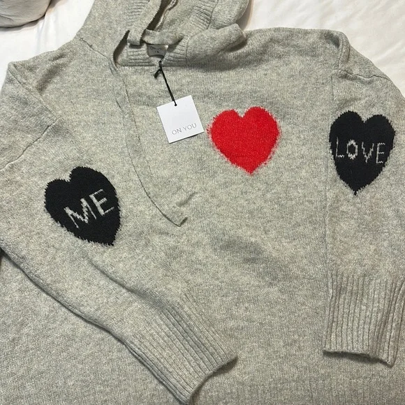 NWT hooded Sweater by On you - Picture 1 of 4